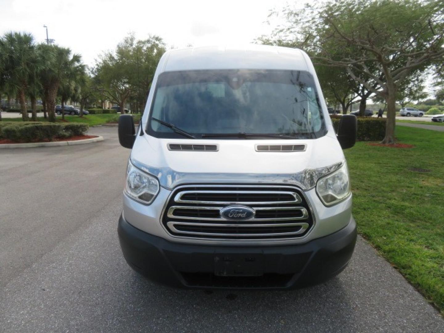 2015 Silver /Gray Ford Transit (1FBZX2CG0FK) , located at 4301 Oak Circle #19, Boca Raton, FL, 33431, (954) 561-2499, 26.388861, -80.084038 - Photo#17